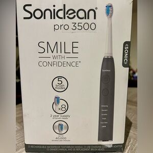 Soniclean Pro 3500 Electric Toothbrush. Rechargeable and 8 replacement heads.